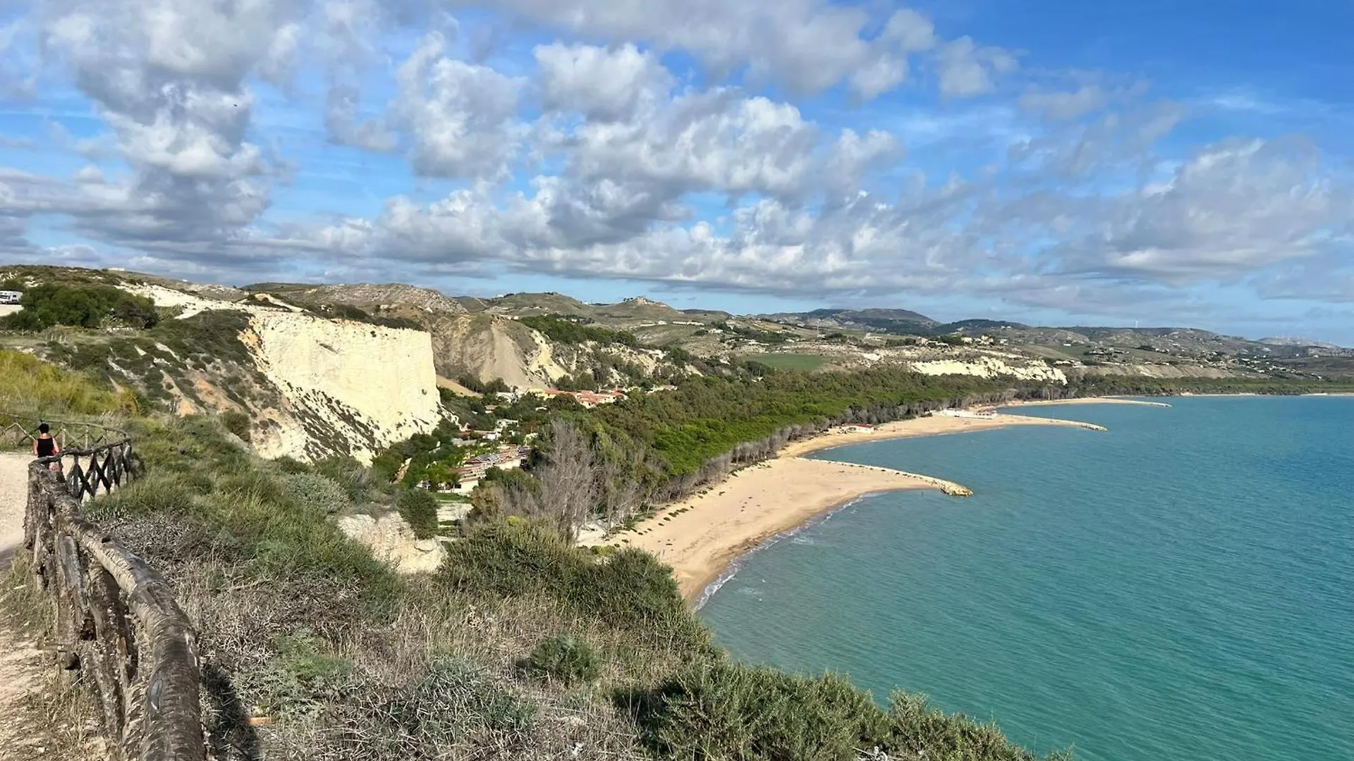Alojamento de Acomodação e Pequeno-almoço B&B L'Eden Di Capo Bianco Montallegro