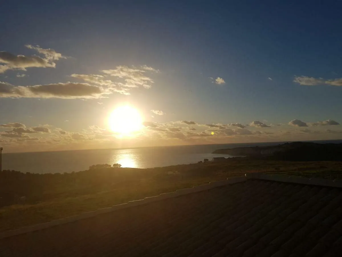 B&B L'Eden Di Capo Bianco Montallegro Alojamento de Acomodação e Pequeno-almoço