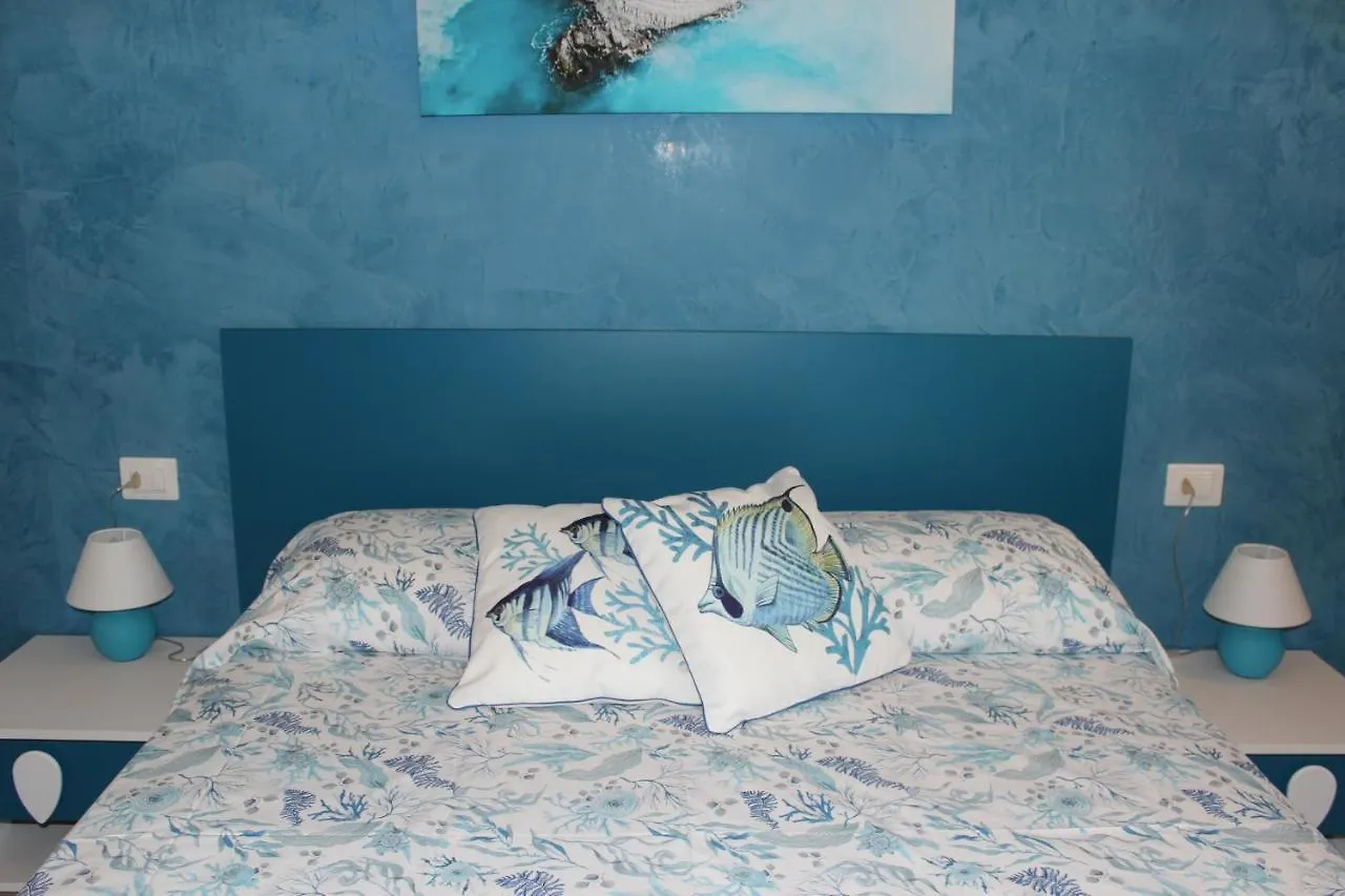 B&B L'Eden Di Capo Bianco Montallegro 0*,  Italia